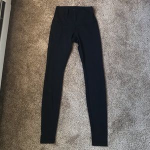 Lululemon Wunder Under Roll Down Size 6